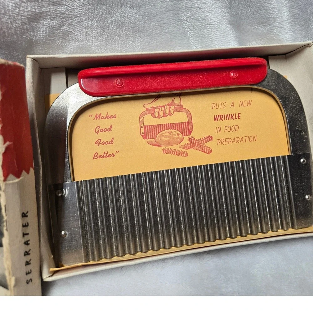 Vintage Huot Serrater Crinkle Cutter Meat Tenderizer Original Box MCM Kitchen